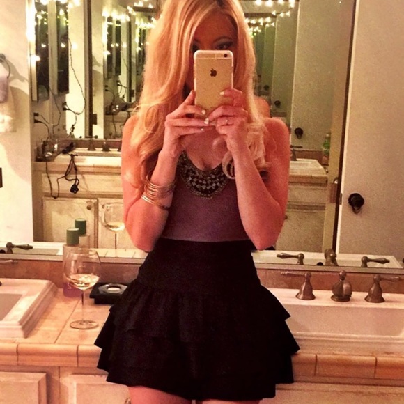 Meet your Posher, Elena - Picture 1 of 1